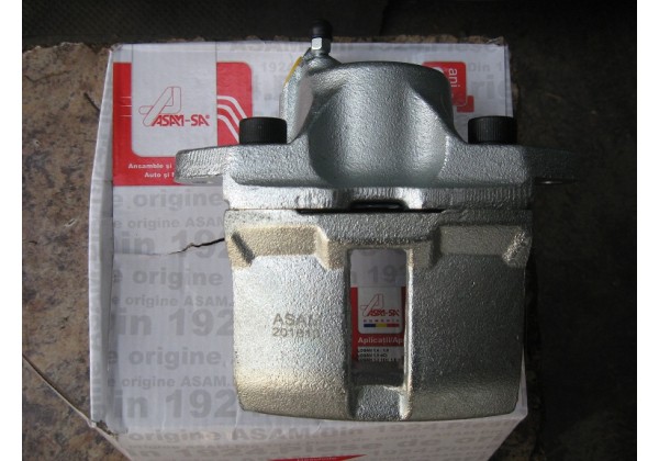 Супорт передній правий Renault 9, 11, 19, 21, Twingo, Logan, Logan MCV, Sandero, II, Clio, II, Megane, Rapid, Super 5, 6001547617, 7701201770, 7701208172, 7701499275
